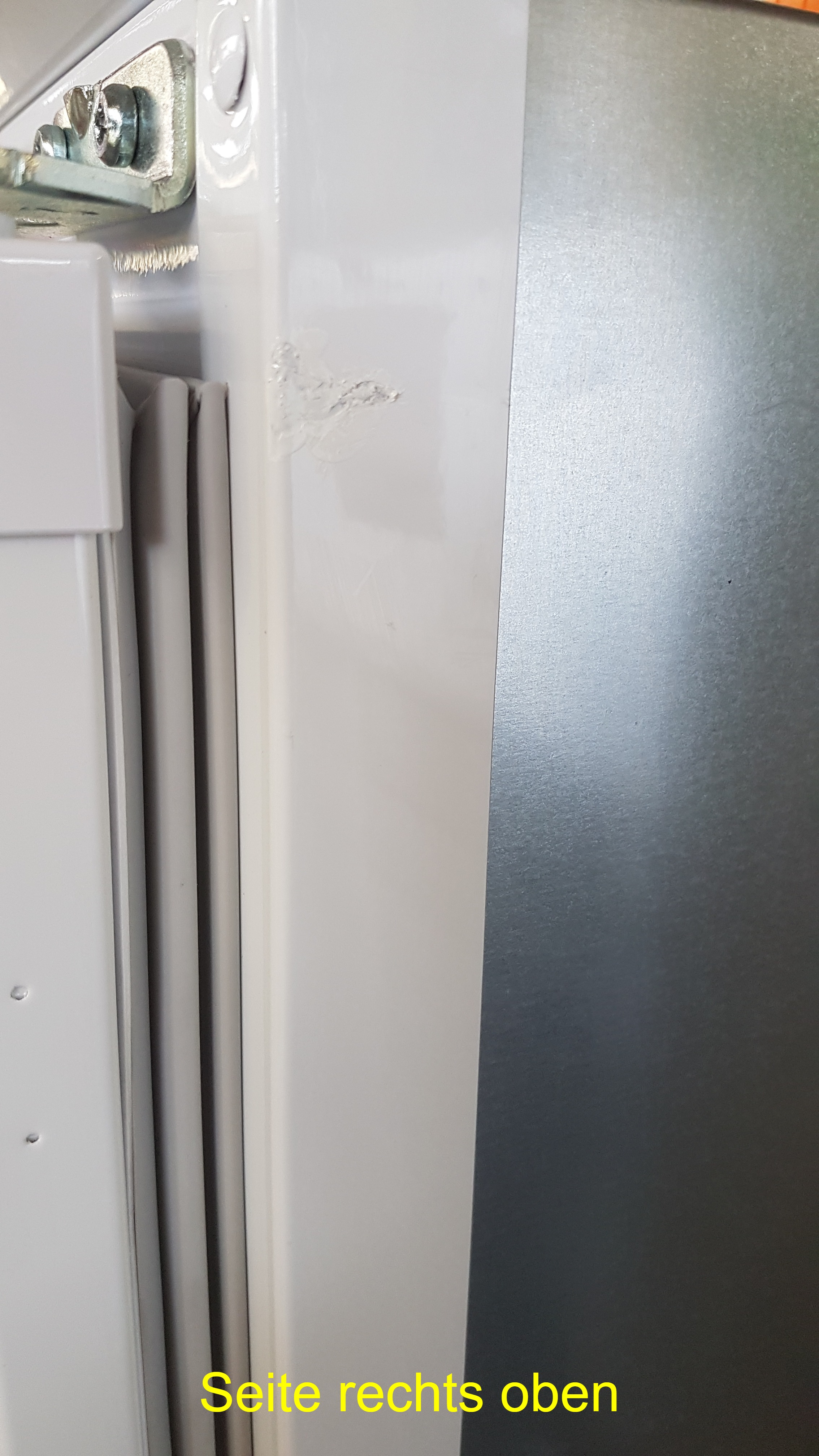 Grundig GKMI 25440 N