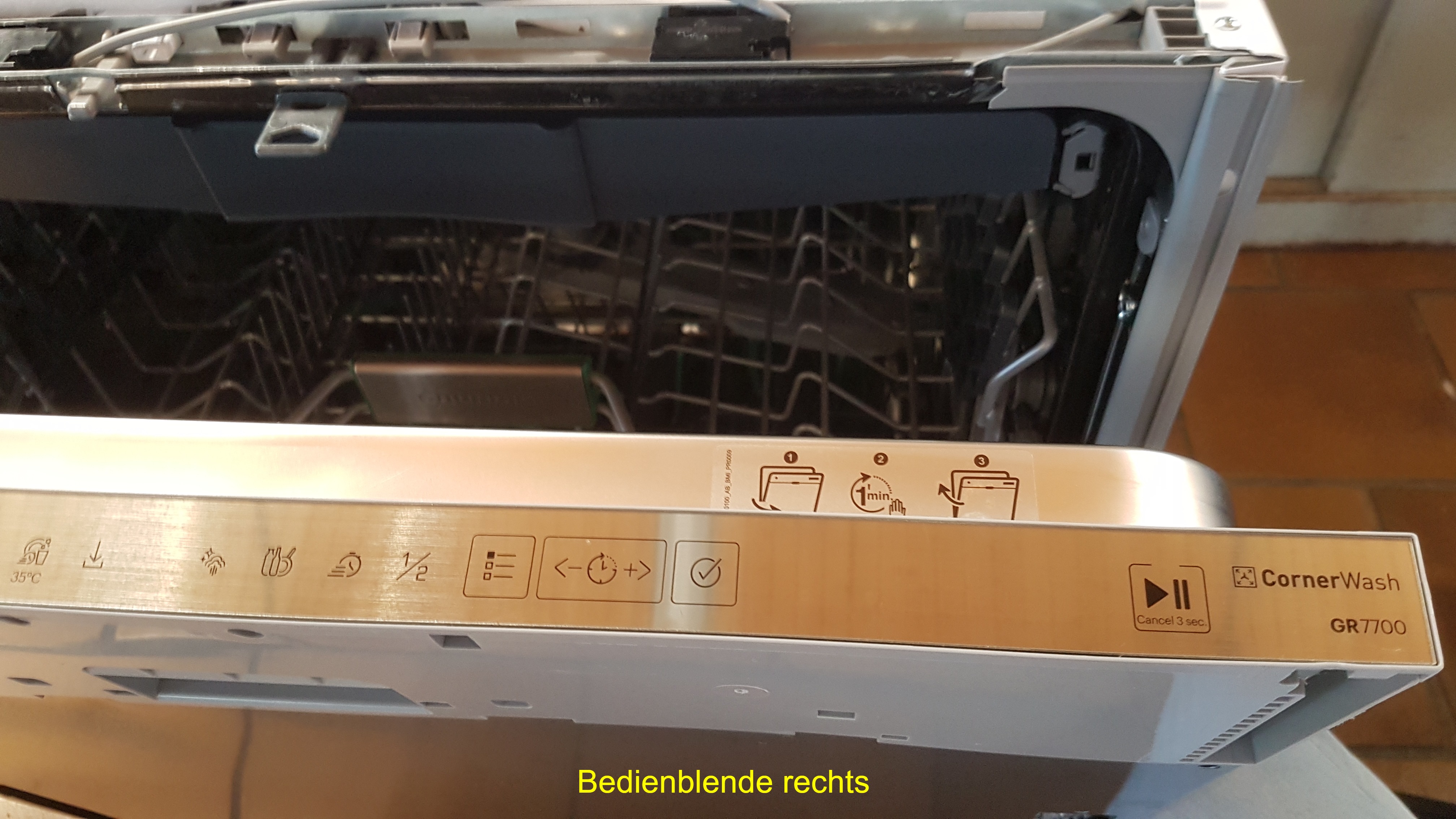 Grundig GNVP4510CW