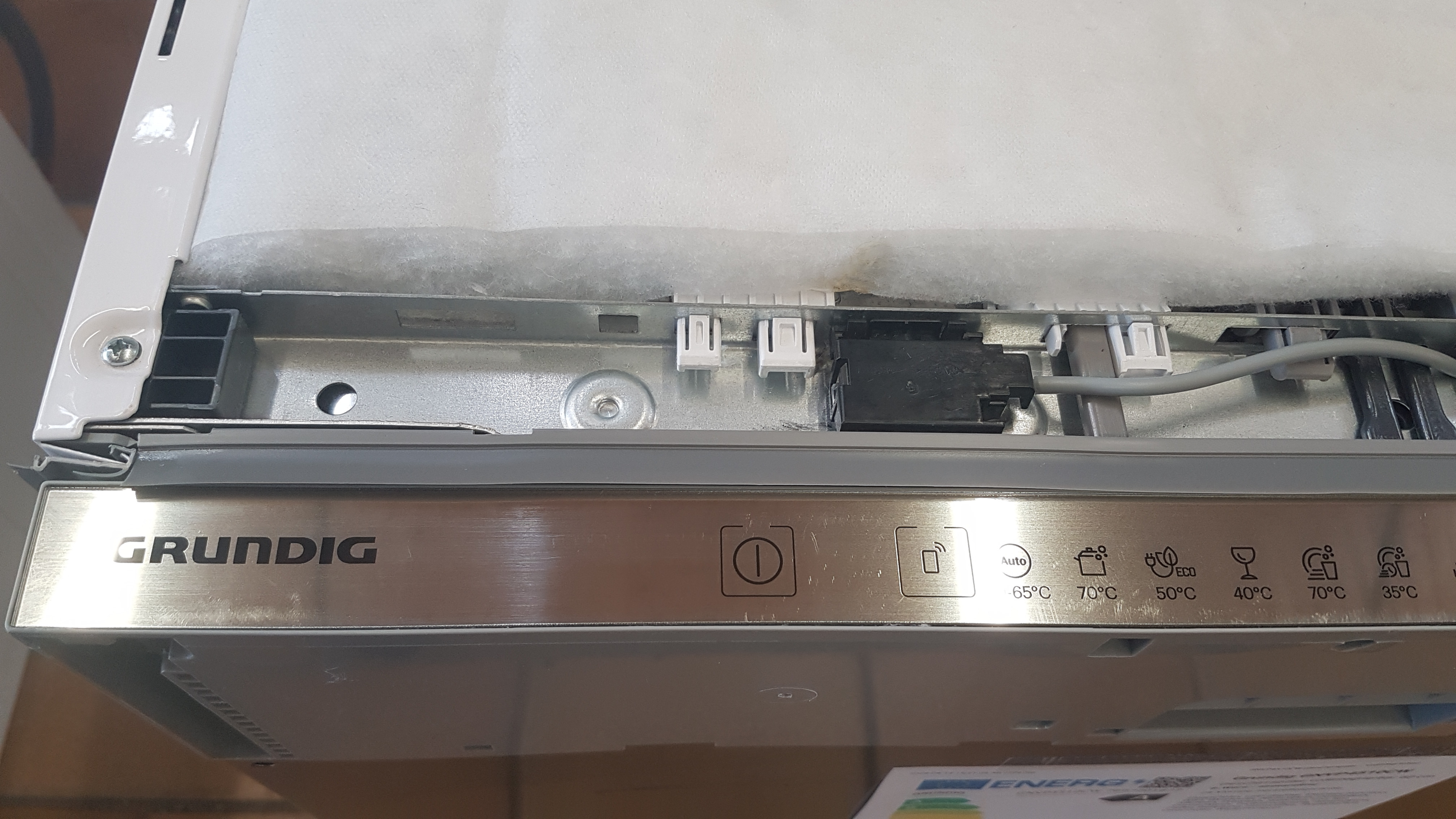 Grundig GNVP4510CW
