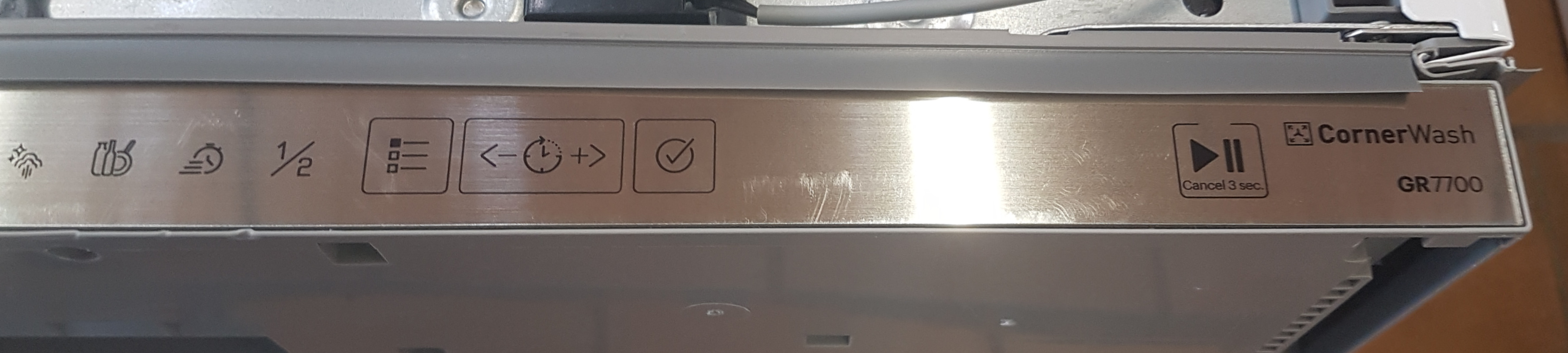 Grundig GNVP4510CW